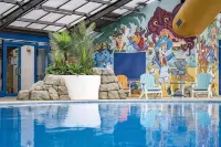 Marine Holiday Park - Pools