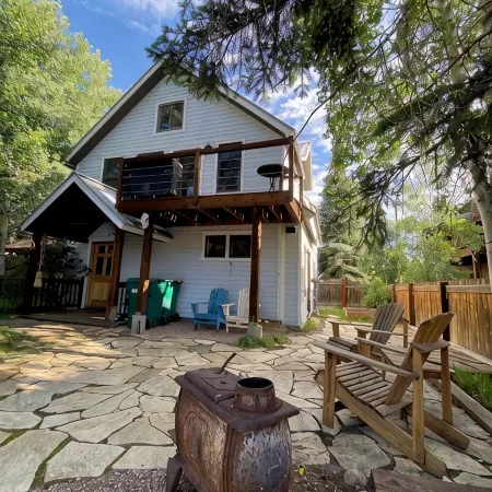 Downtown Crested Butte 3 Bed/2 Bath, Parking, Walk to Shops, Restaurants, Trails