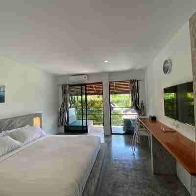 Island Dive Club Rooms