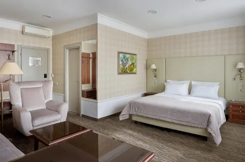 Astor Hotel