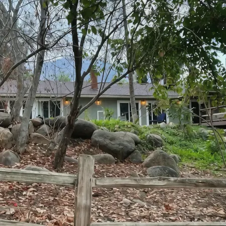 Cozy River Retreat/ Getaway - 10 min from Sequoia National Park