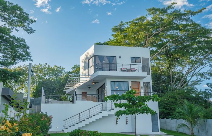 Ocean View Villa Near El Tunco in El Salvador