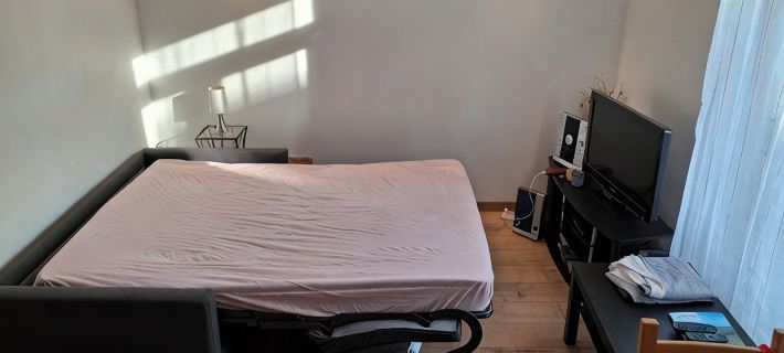 Apartment in the center of mont dore, close to the thermal baths and shuttles to sancy. 勒蒙多爾住宿飯店