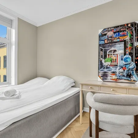 Urban Elegant Apartment