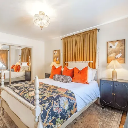 The Deco Retreat - UNR - Pet Friendly