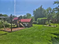 The Puckaway Place-Waterfront: Directly Across from Adeline's House of Cool! Hotels in Green Lake County