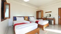 J2 Hotel