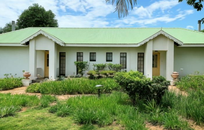 Sherwood's Country House