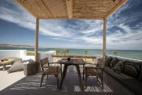 Seesoo Paros Beachfront Luxury Hideaway - Parking