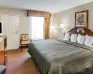 Quality Inn Reidsville Hwy 29 - parking