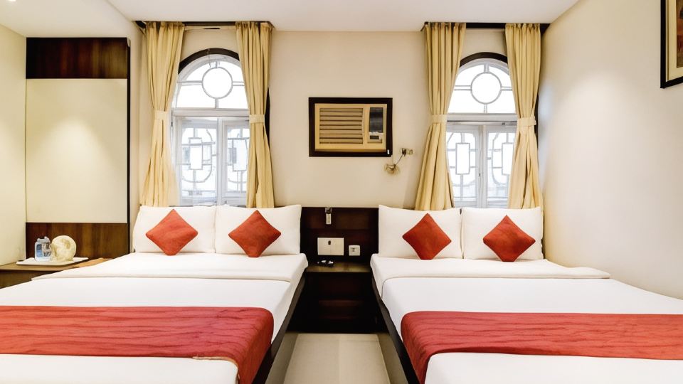 Kings Crown Hotel