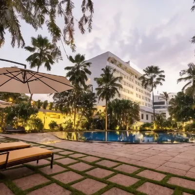 Southern Star,Mysore Hotels near Backyard