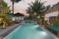 Metland Venya Ubud - Infinity Pools