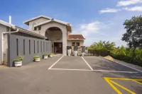 巨浪灣賓館 - 停車場