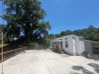 Tiny House on Center Hill Lake