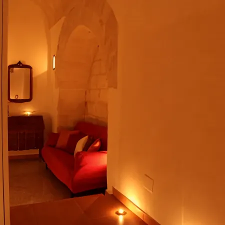 Holiday home L'Alloro with private parking - MATERA