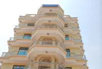 Silver Paradise Hotel - Bed and breakfasts