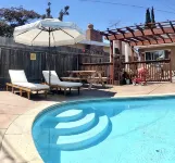 The Happy Hideaway - Swimming pool inside - 3BR - 2BA-  Look at me!