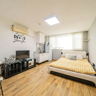 Eulwang-ri Long Beach House Pension (3 Minutes of Beach) Các khách sạn gần Đảo Muuido