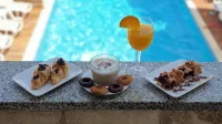Hotel Plaza - breakfast