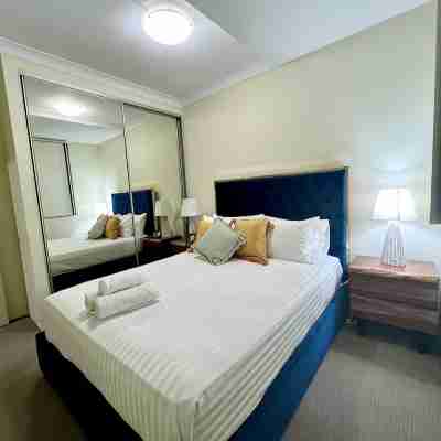Modern two bedroom apartment next to Westmead hospital. Rooms