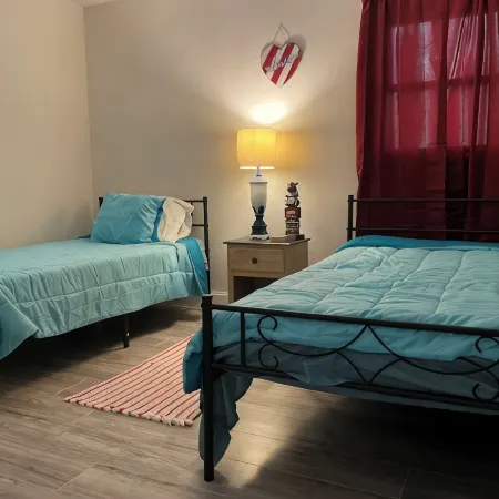 Cute 2BR Full Vacation Home near Spring River and Waterfall