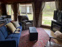 Newly remodeled log cabin next to beautiful Wisconsin River- Rivers Edge Cabin - Chalets