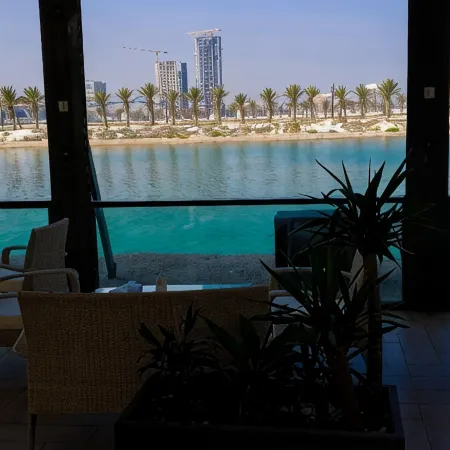 Golden Tulip Al Khobar Suites