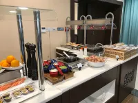 The local Hotels Grozny (Локал Грозный) - Завтрак