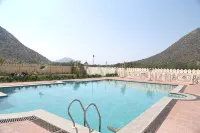 Parvat Valley Resort - ห้องครัว