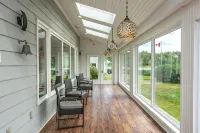OCEAN BAY VIEW Luxury Guesthouse - Homestays