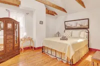 Entire Downtown Gettysburg Historic 4Br/3BA Home, Sleeps 8 with Free Parking - Holiday bungalows