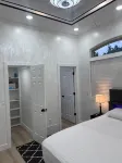 New Build Luxurious Modern Apartment With a Private Garage And a Covered Porch