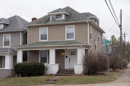 Big 3-Story Home, Walk to Campus.