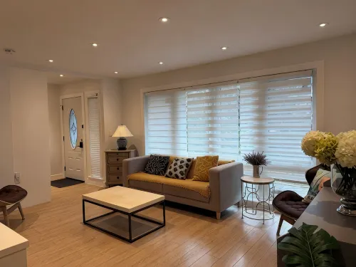 Residence by Queen Elizabeth Park - Bungalows