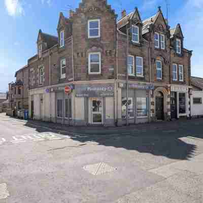 Caledonian Buildings 20 b, stylish city centre apartment.85-inch TV, king beds. Hotel Exterior