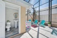 7Bd 6BA, Pool&Spa, Walk to Beach, PutPut, Dream Backyard, 10 Min. to Downtown! - 4-Star