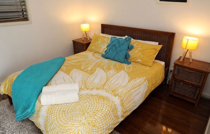 Ducks Bungalow- Lake Macquarie