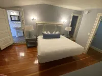Downtown Bar Harbor 5 BR Townhouse