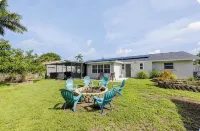 Close to the Beach and 5th Ave! Fun Naples Peaceful Getaway 4U! - 3-Star