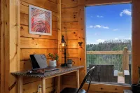 Red River Gorge Cabin with Hot Tub~AMAZING VIEW~Pool Table~Perfect for groups - con encanto