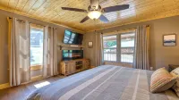 Panoramic Mountain Views/Roaming Elk/Fireplaces - 4-Star