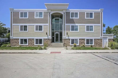 Asher's Lake Michigan Premier 2 Br Beachfront Penthouse Condo - 2027 Openings!! - Beach