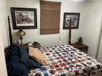 Cozy family fish camp on the Little Red River, a premier trout fishing stream! - Chalets