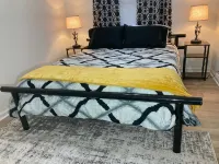 Charming Lafayette Condo: Cozy Retreat in Indiana - ห้องครัว