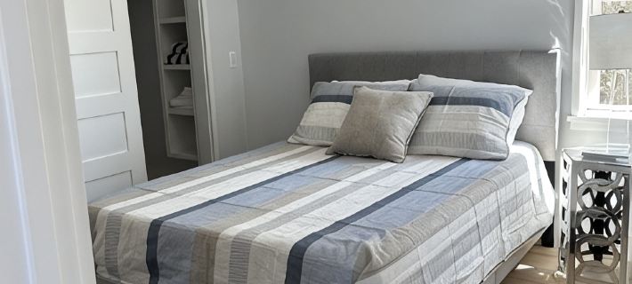 Brand New, Modern and Cozy 1 bedroom, 1 bath cottage! Secluded and convenient. Hotels in Nantucket
