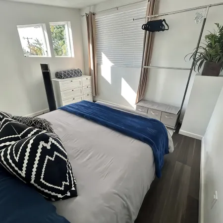 Cozy, Quaint and Sophisticated Loft Style Tiny Home!
