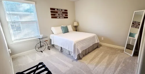 Rogers Retreat, Dog Friendly, Cozy Home. Close to Walmart Amp, Downtown Rogers - 2 Sao