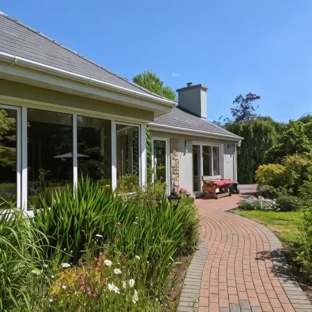 Applecroft House