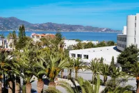 KM Studios - Ocean View
